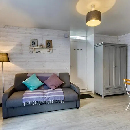 332 Le Petit Pave - Avec Cour En Plein Centre