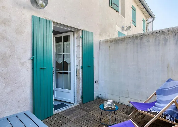 332 Le Petit Pave - Avec Cour En Plein Centre