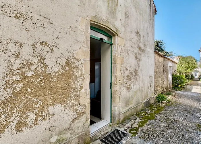 شقة 332 Le Petit Pave - Avec Cour En Plein Centre *